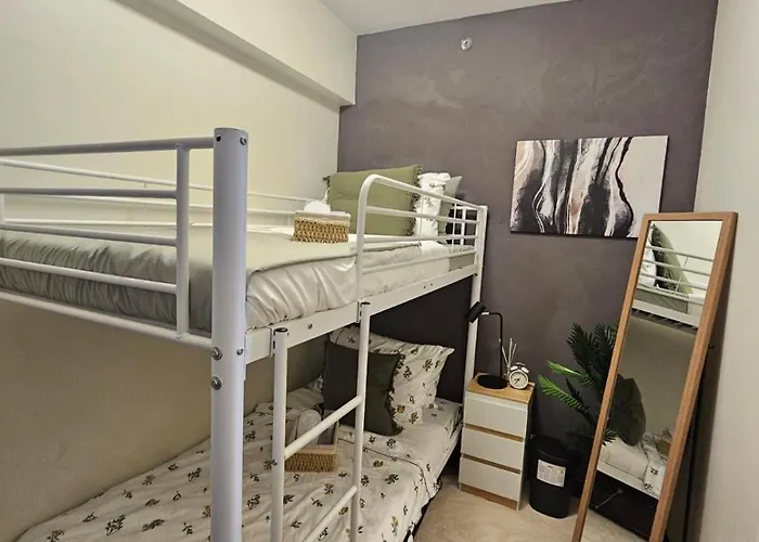 Casa Celestine Staycation Aparthotel